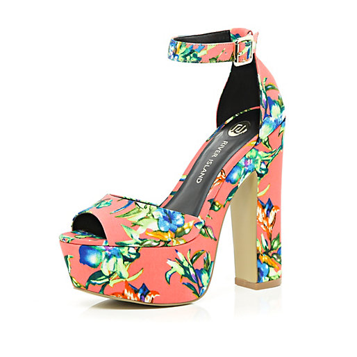 Fanatical about Floral – High Heels Daily