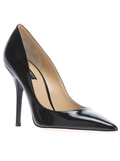 Three black leather pumps from Dolce & Gabbana (or is it just one)? – High heels daily
