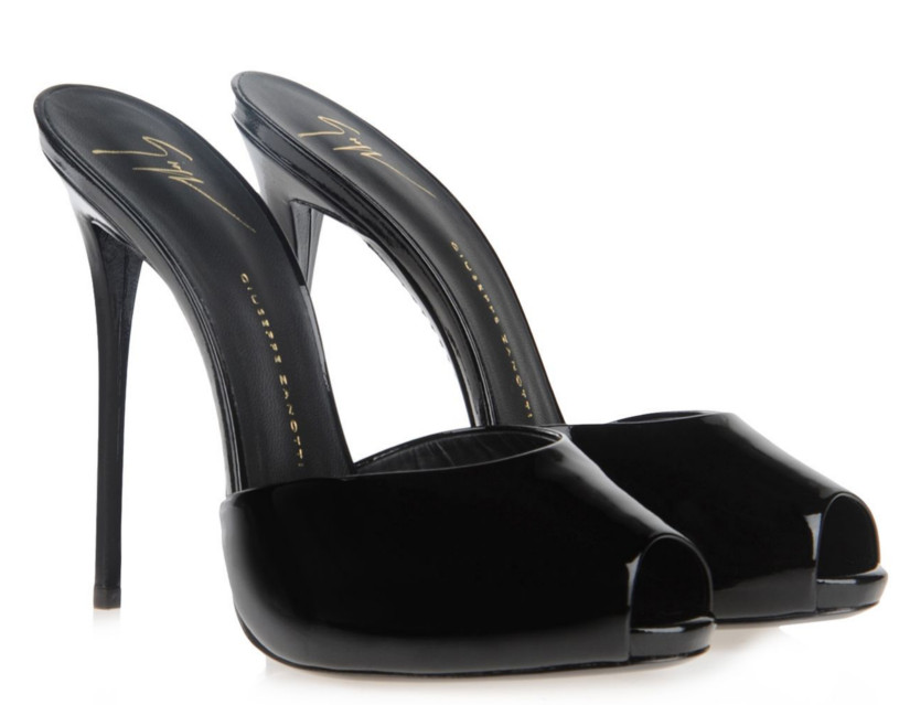 The look for less: Giuseppe Zanotti mules – High heels daily
